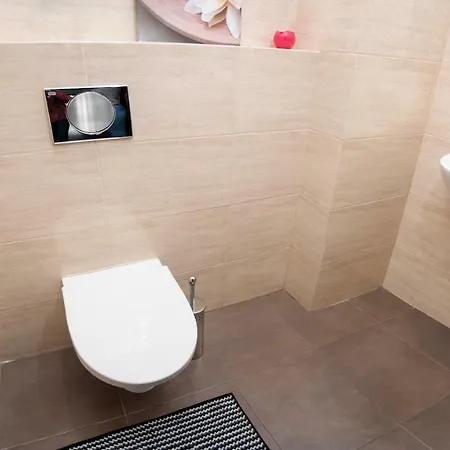 Dekart Arkadia Apartment