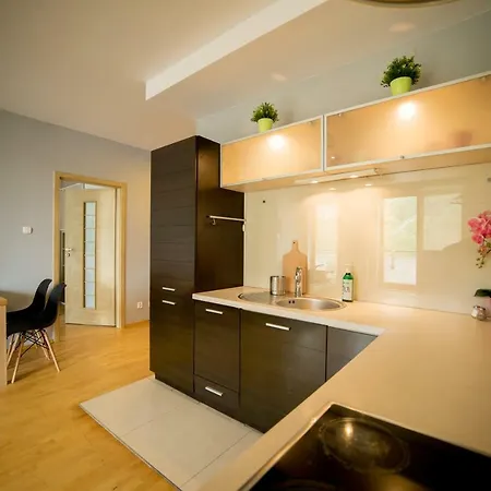 Dekart Arkadia Апартаменты Варшава