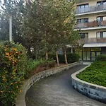 Dekart Arkadia * Βαρσοβία